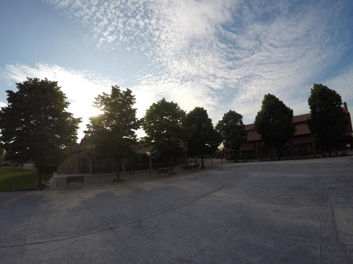 Agriturismo La Rebosola Ca Zennare 外观 照片